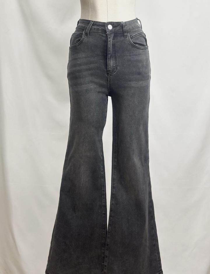 Джинсы клеш