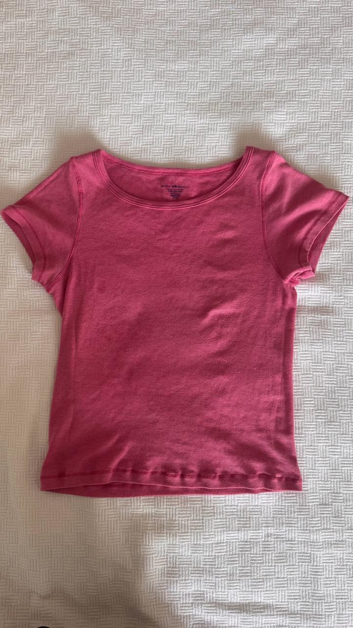 Розовая футболка Brandy Melville