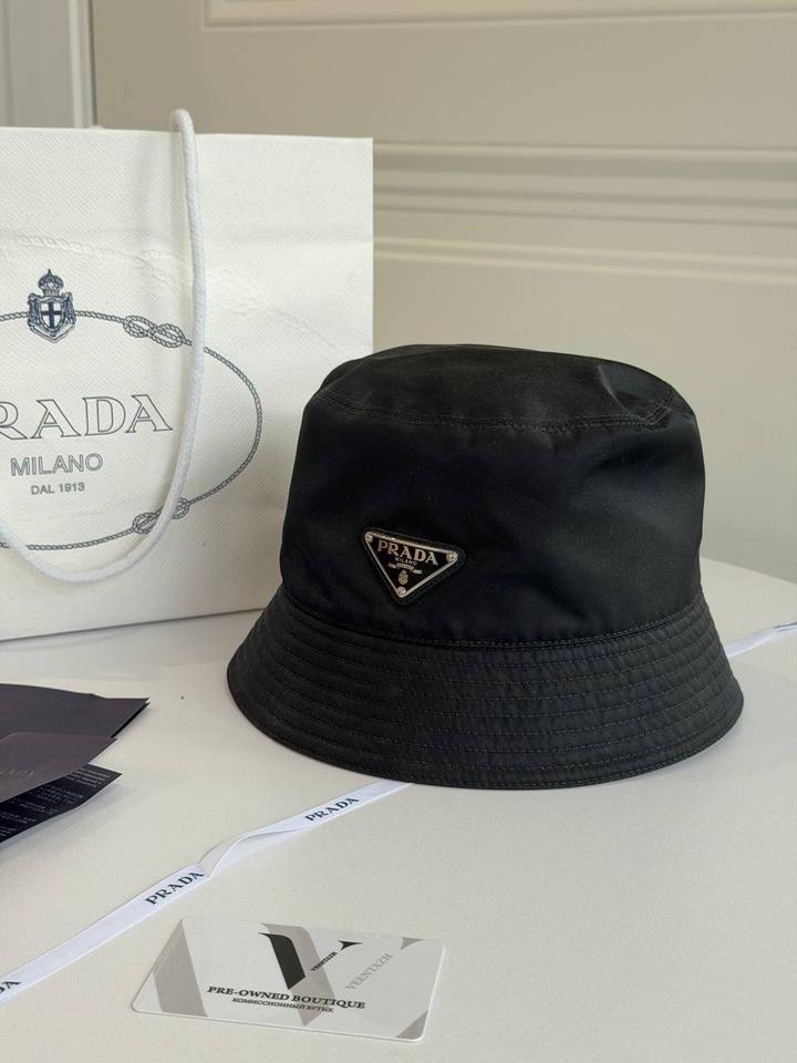 Панама Prada Re-Nylon