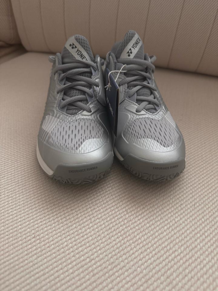 Кроссовки Yonex