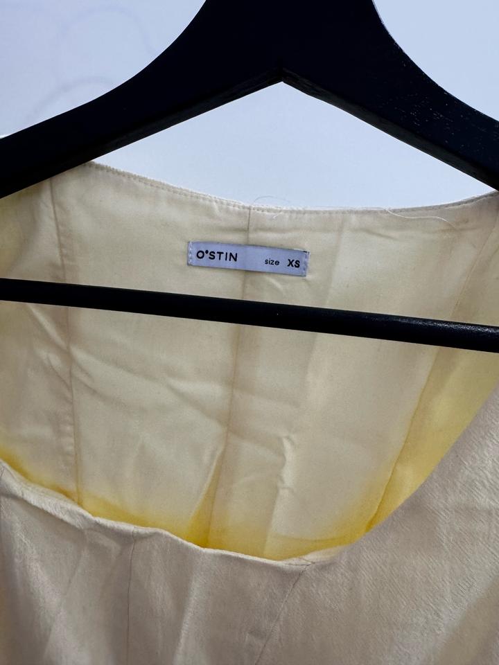 Платье желтое o’stin