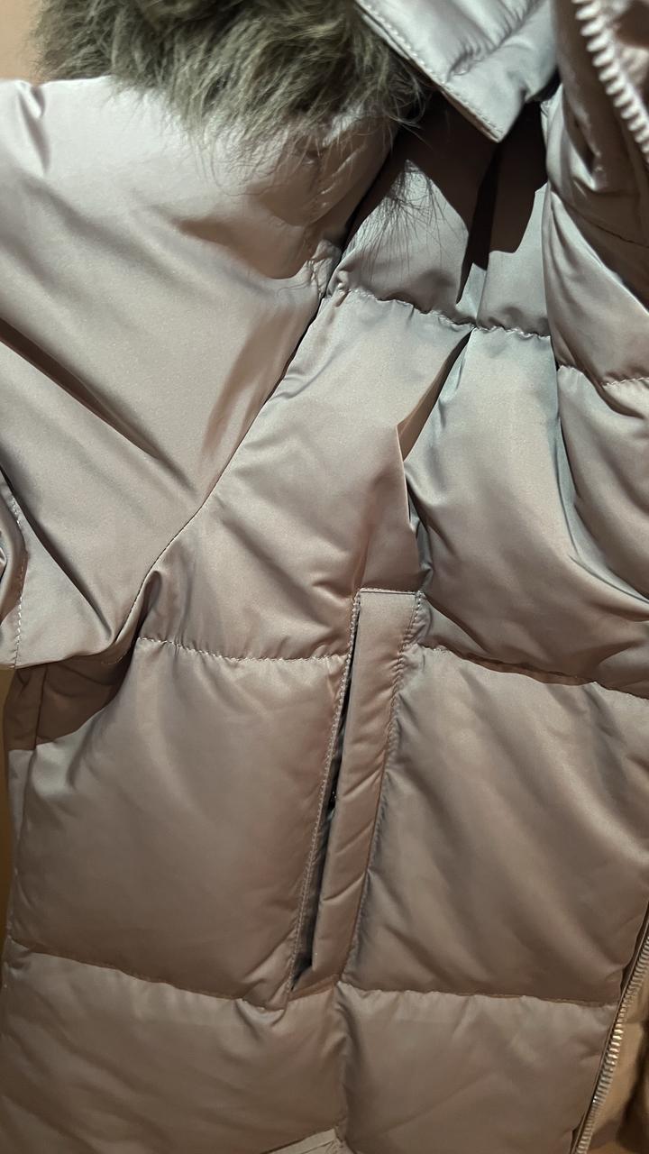 Пуховик Massimo Dutti.