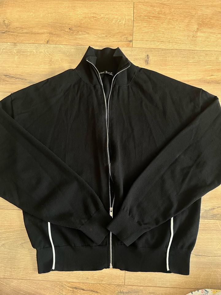 Черная трикотажная олимпийка Oysho