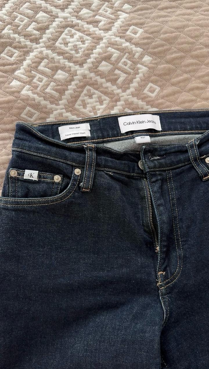 Джинсы Calvin Klein