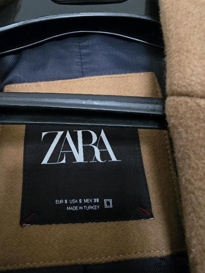 Пальто Zara