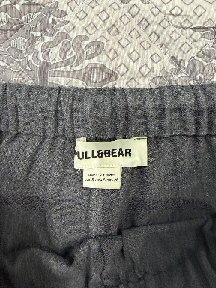 Брюки серые pull and bear