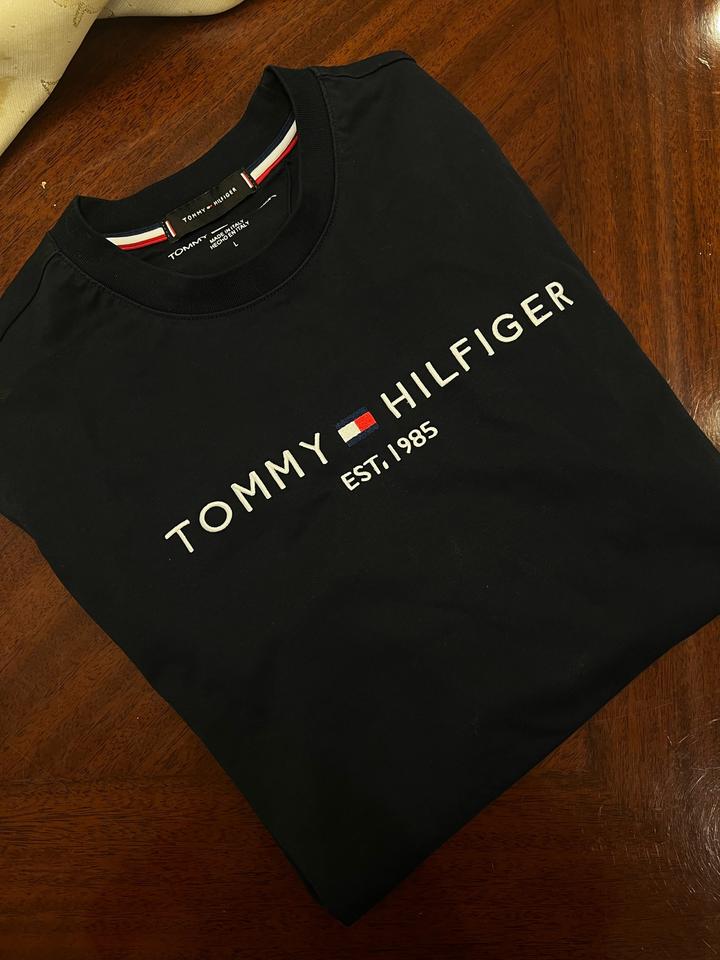 Tommy Hilfiger лонгслив