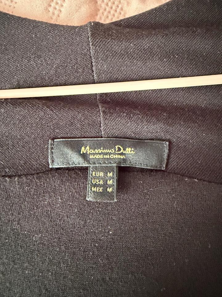 Черное платье Massimo