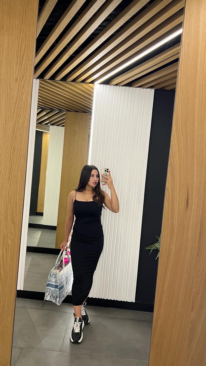 Платье под skims от Zara, размер XS в черном цвете, облегает