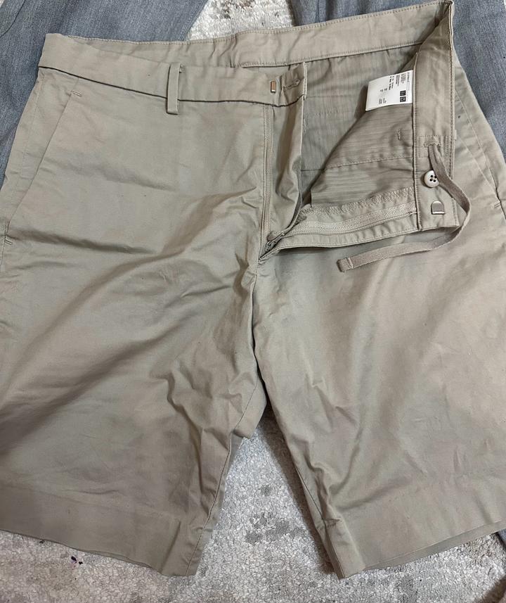 Мужские брюки Zara и шорты Uniqlo