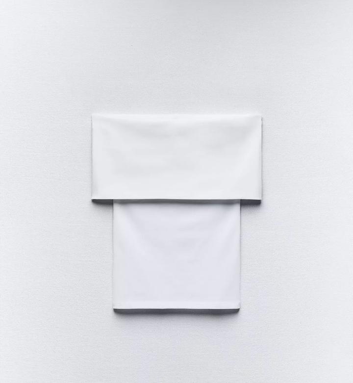 Футболка с открытыми плечами Zara