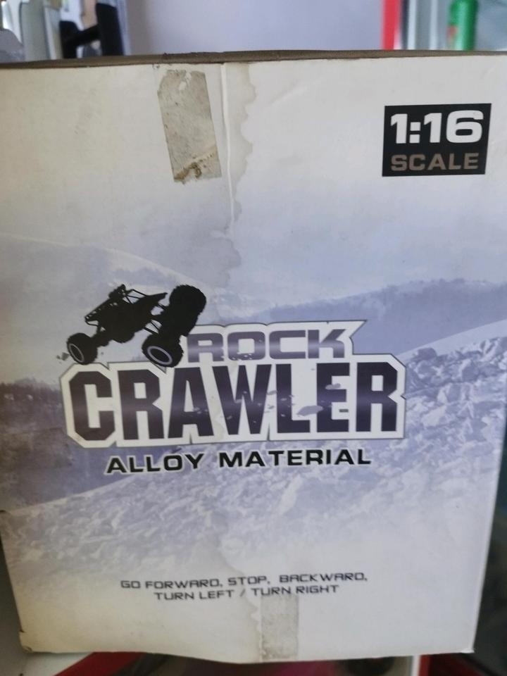 Машинка на пульту новая