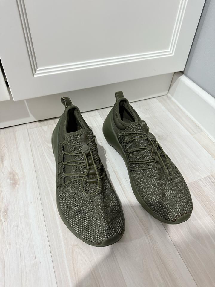 Nike оригинал новые кроссовки