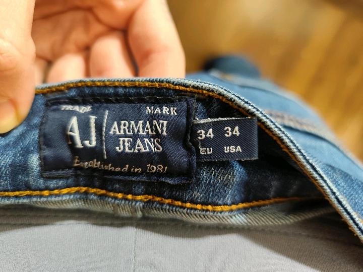 Джинсы.Армани.