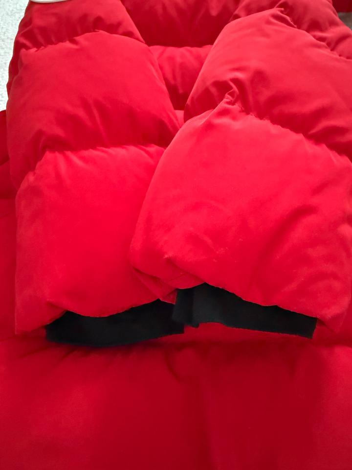 Детский пуховик Moncler Enfant