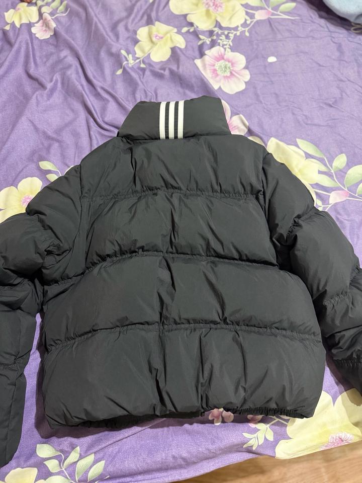 Adidas куртка пух