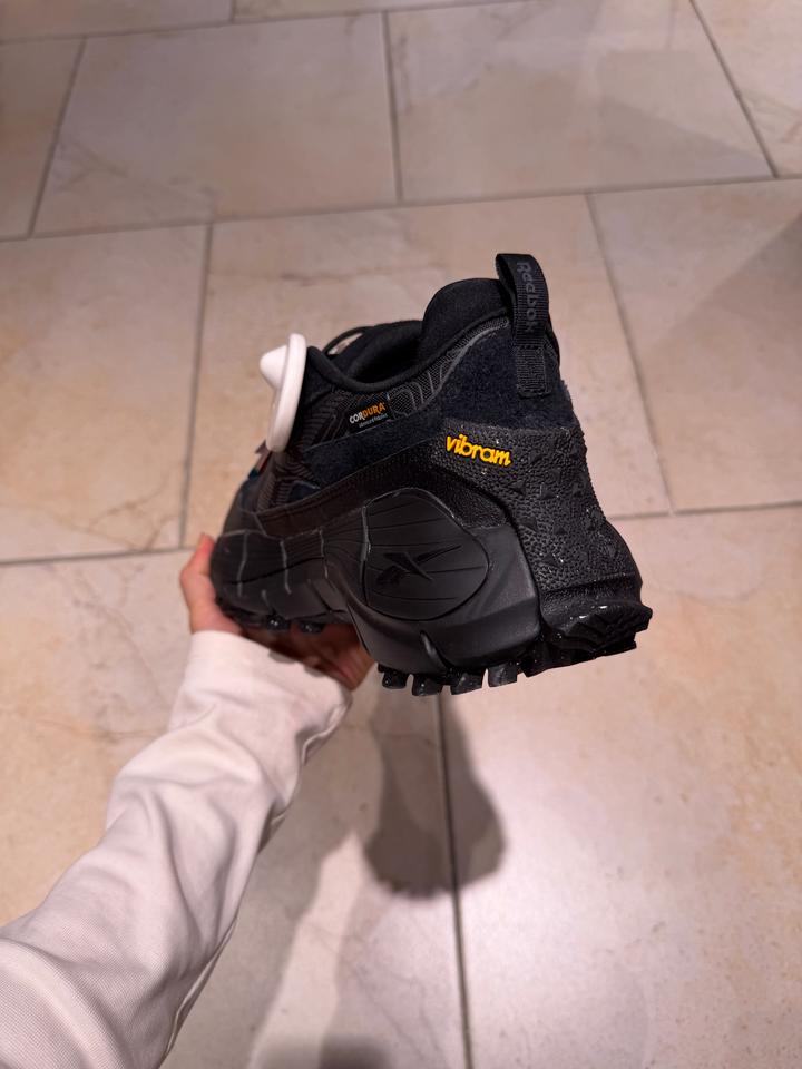 Кроссовки Reebok