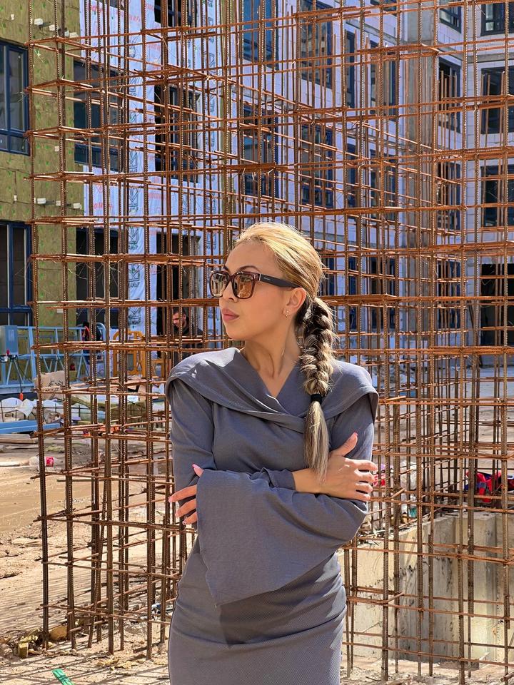 Красивое платье в стиле casual