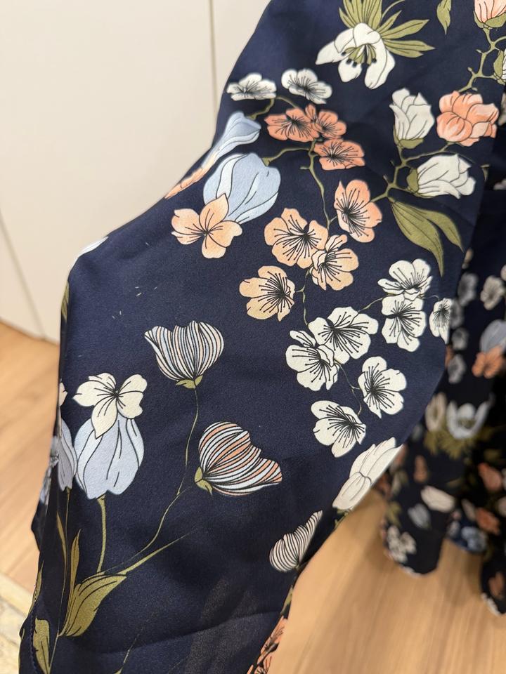 Платье с открытой спиной