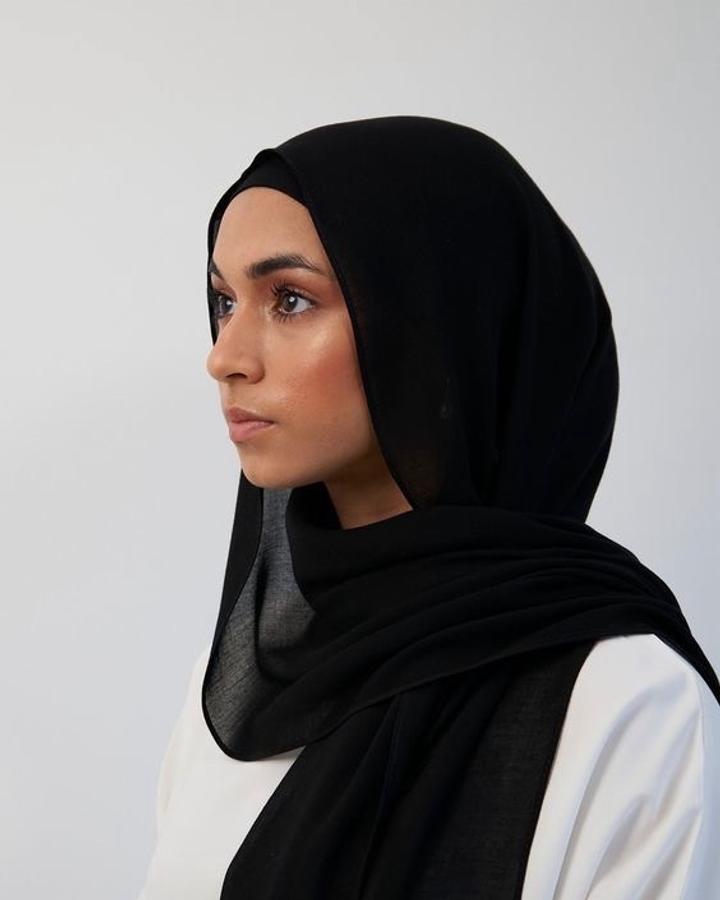 черный хиджаб модал/ black modal hijab