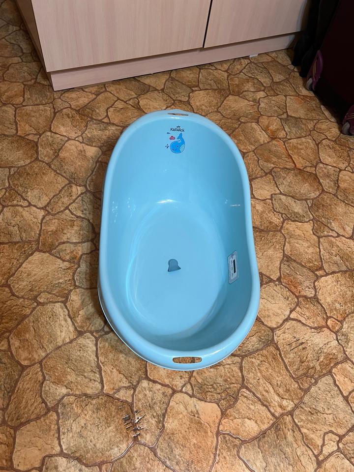 Продам ванночку для новорожденного