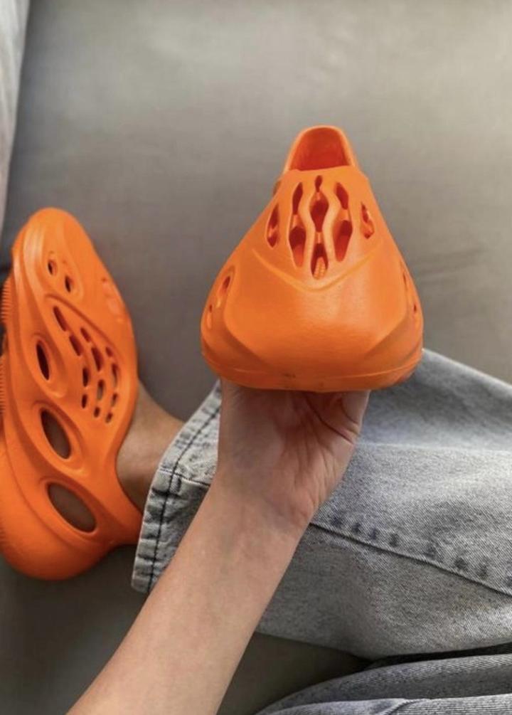 Yeezy adidas