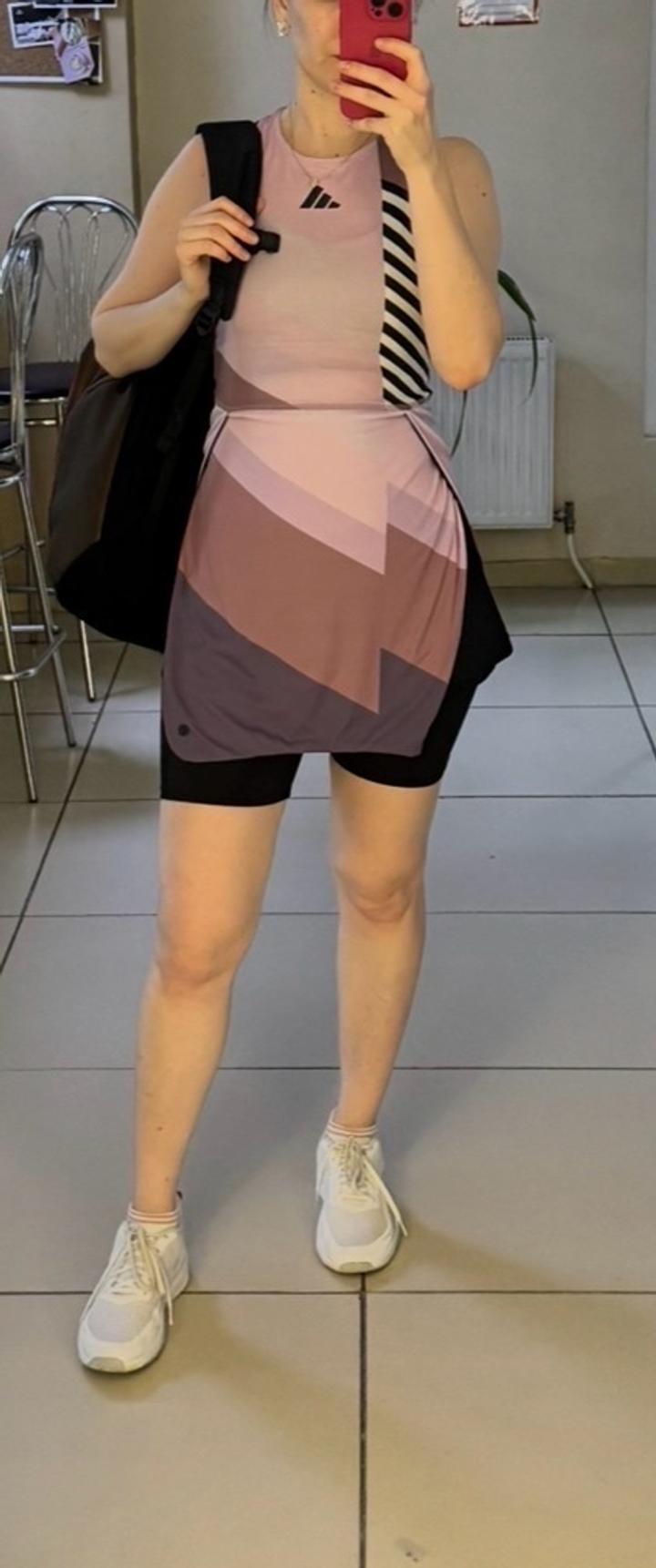 Теннисное платье Adidas