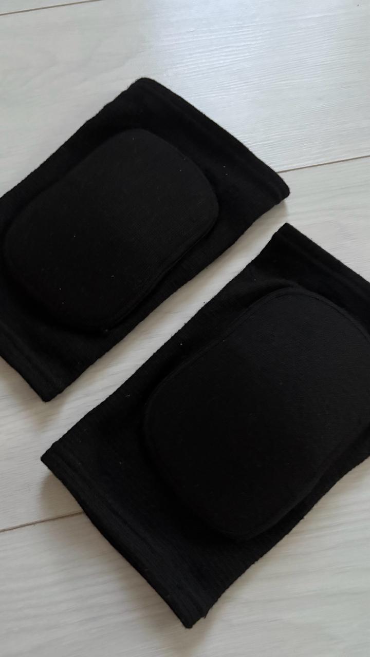 Наколенники