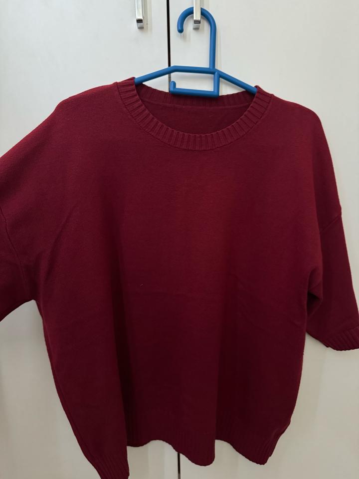 Красная кофта