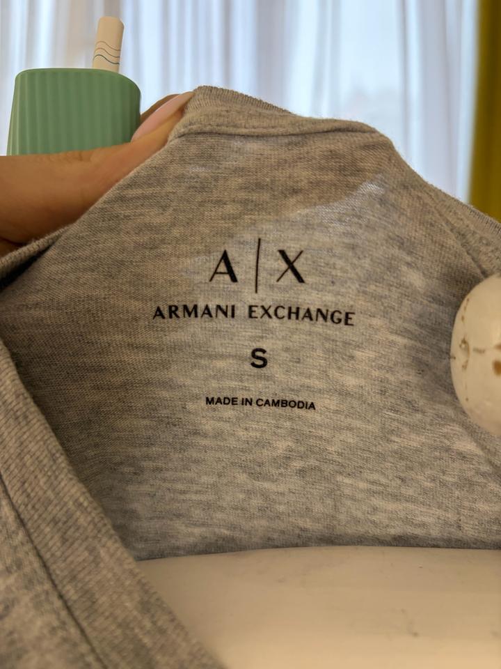 Футболка Armani Exchange