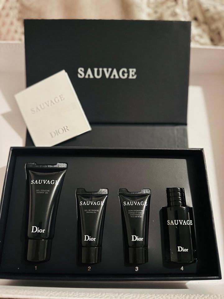 Сет Diоr Beaute серии Sauvage