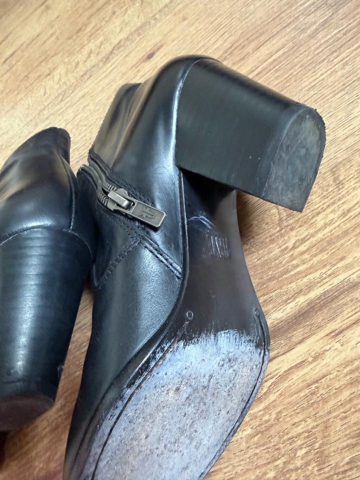 Кожаные ботильоны Frye Jennifer