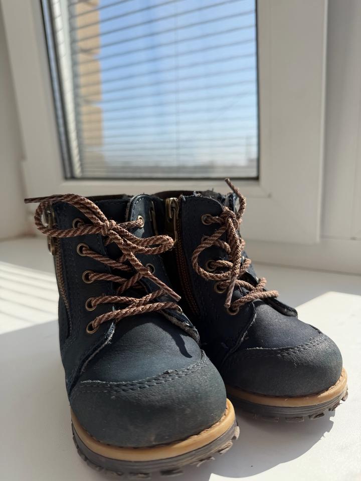 Ботинки фирмы Kotofei