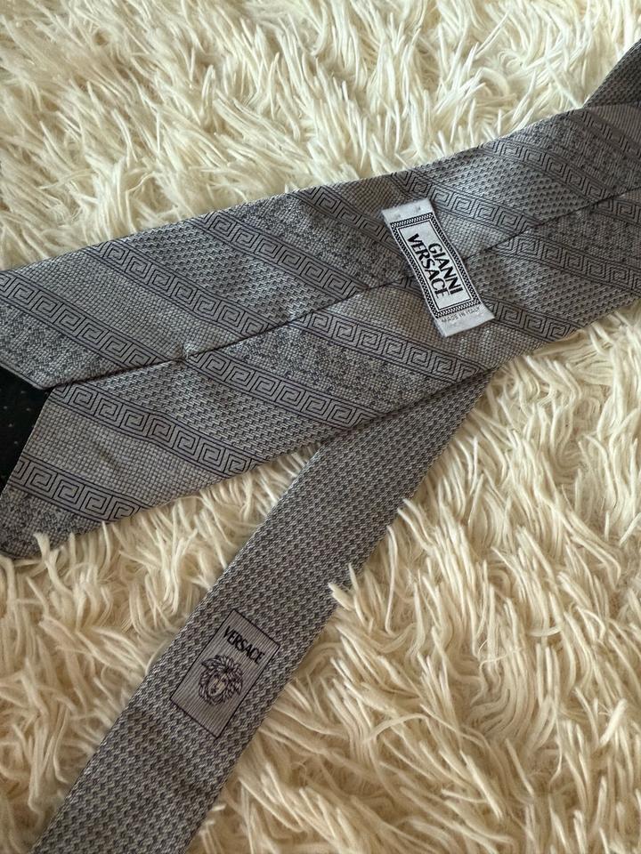 Галстук Versace
