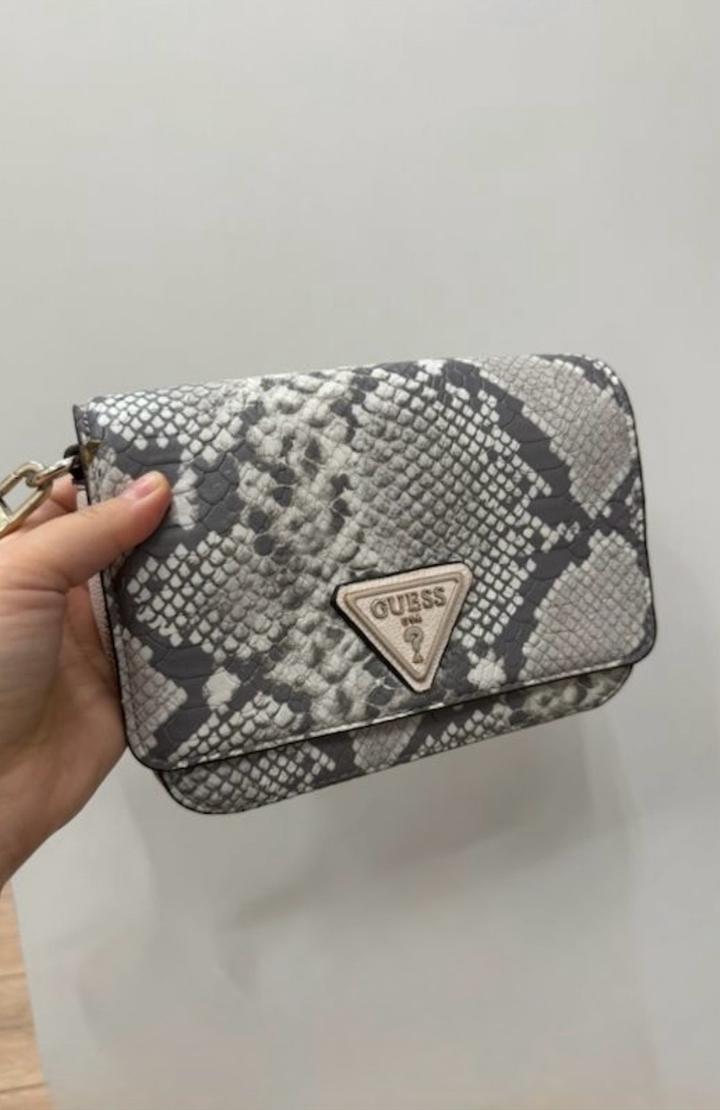 Сумка Guess