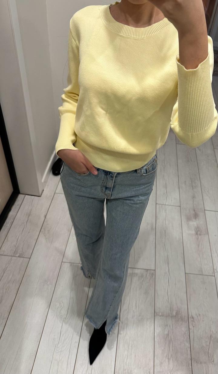 приталенная кофта, нежно желтого цвета
