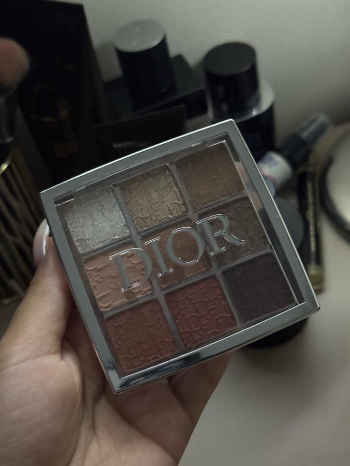 тени Dior backstage 001