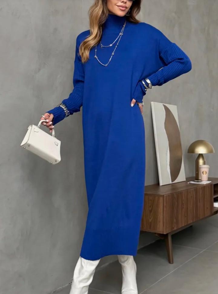 Платье-свитер с длинным рукавом