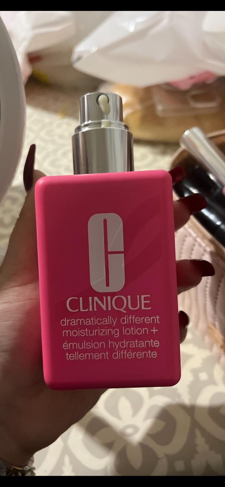 CLINIQUE great skin, great cause