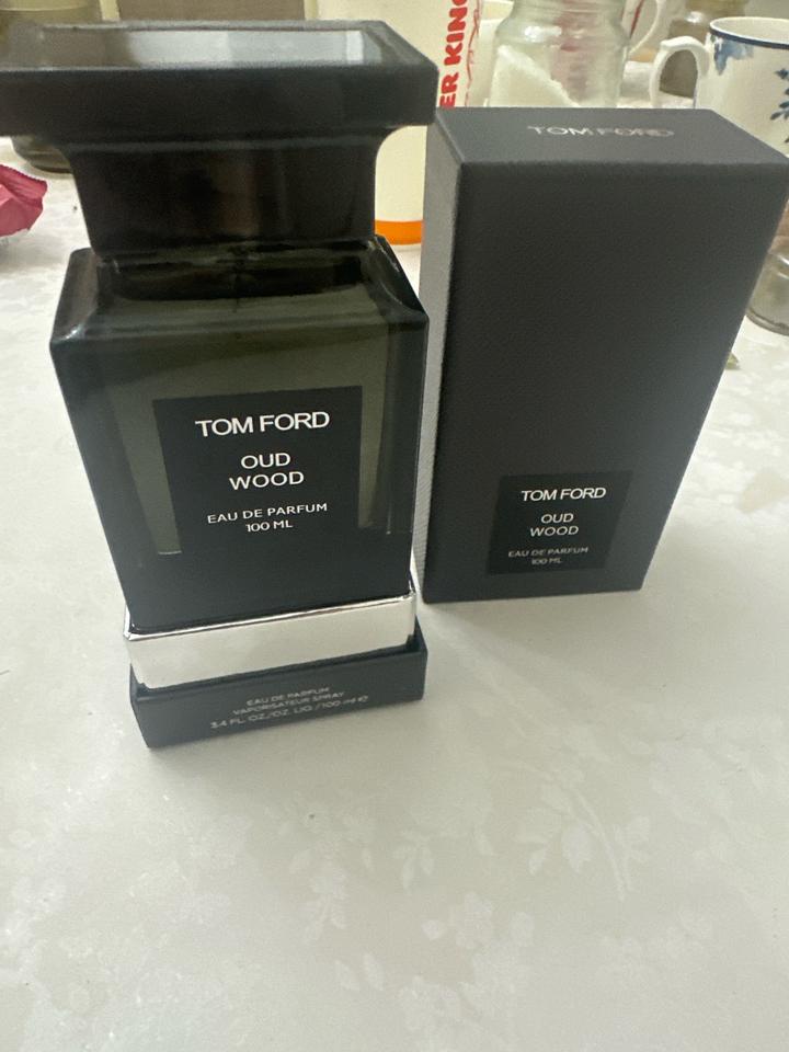 TOM FORD