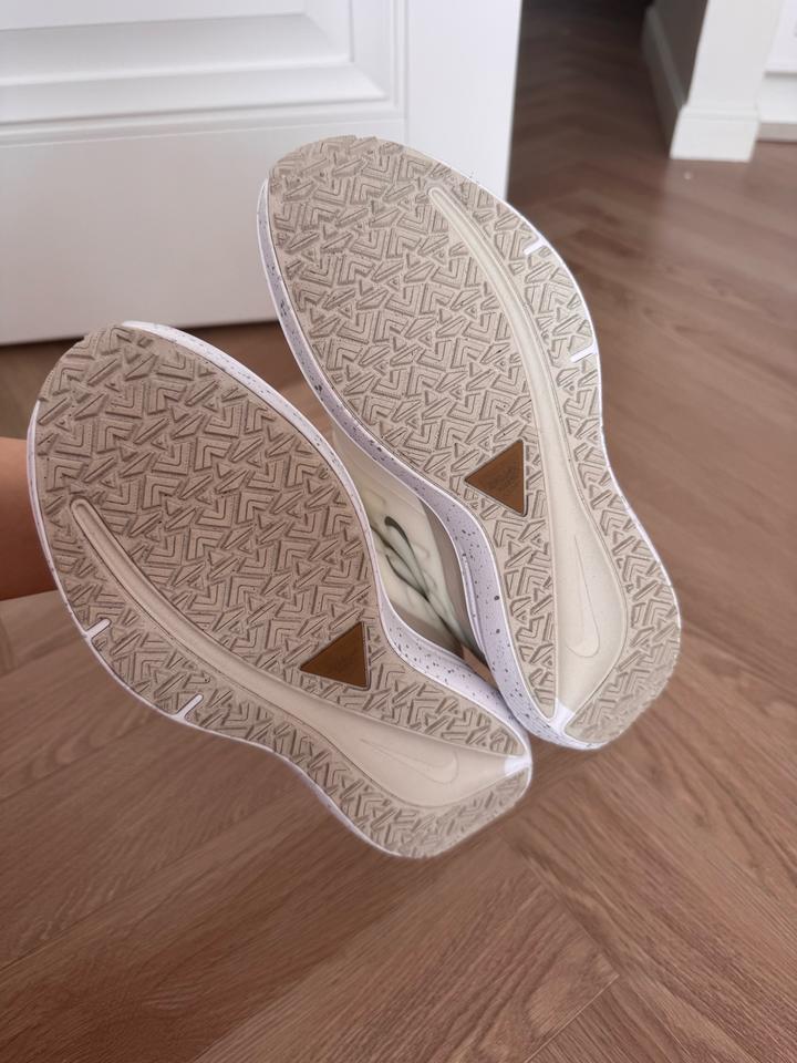 Кроссовки непромокаемые для бега