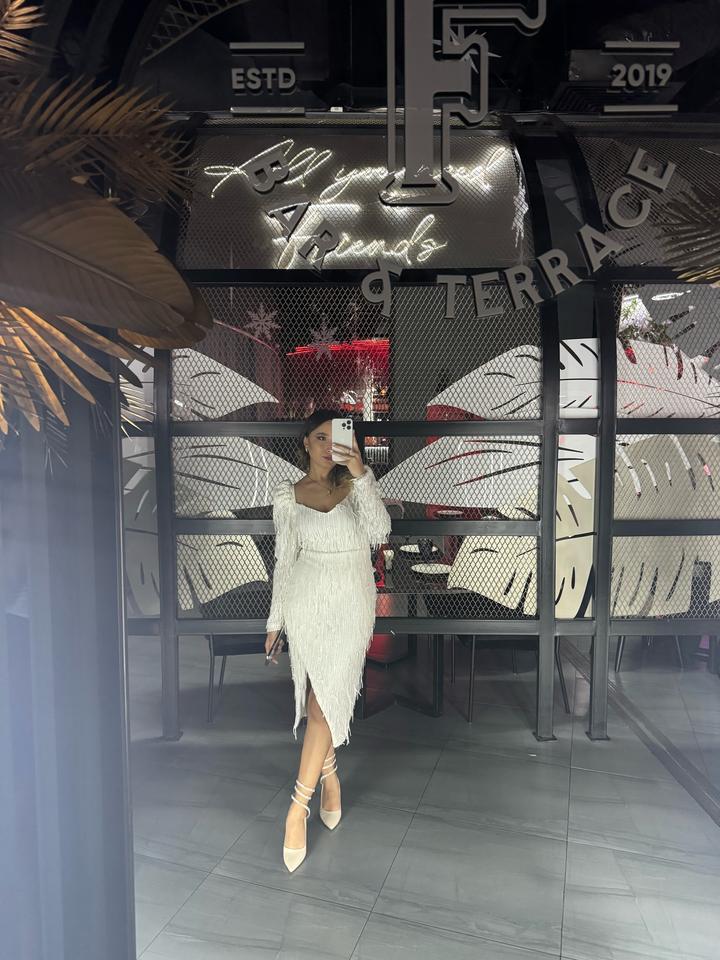 белое платье с магазина prima la sposa