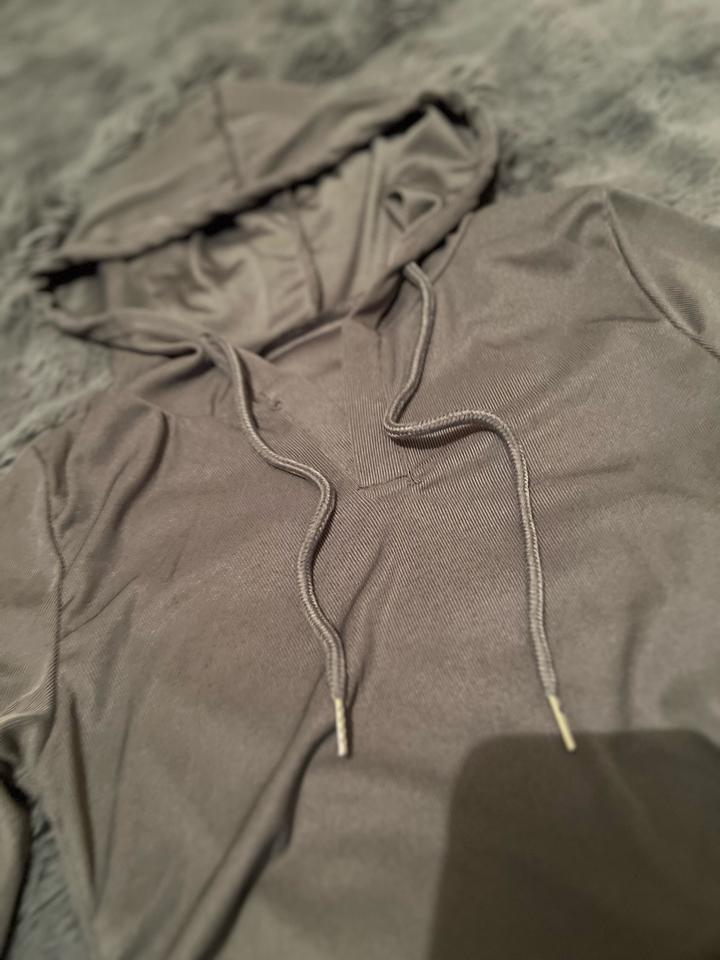 Кофта с капюшоном