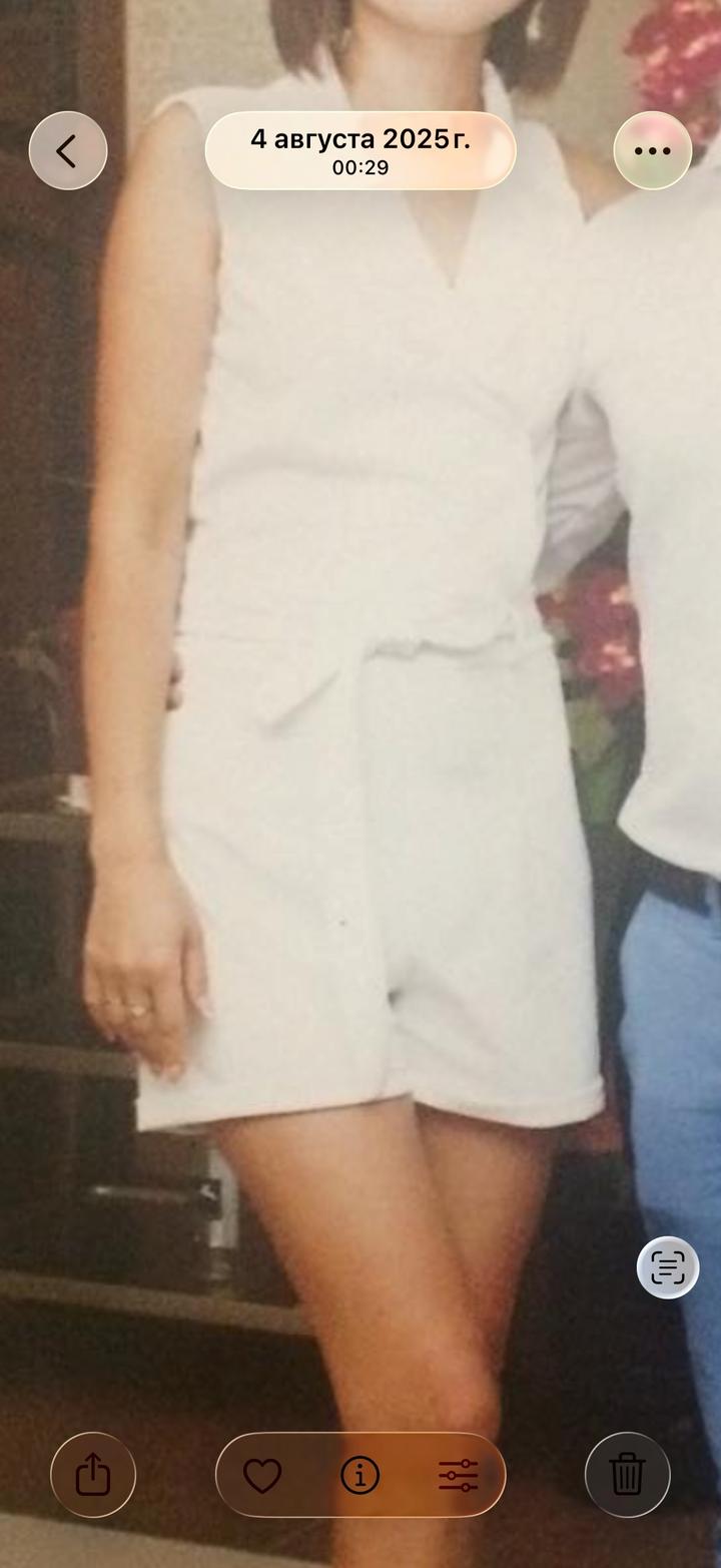 Комбинезон с шортами