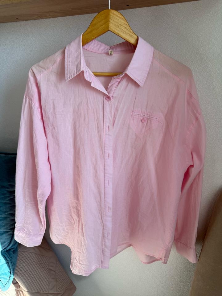 Розовая рубашка, размер М