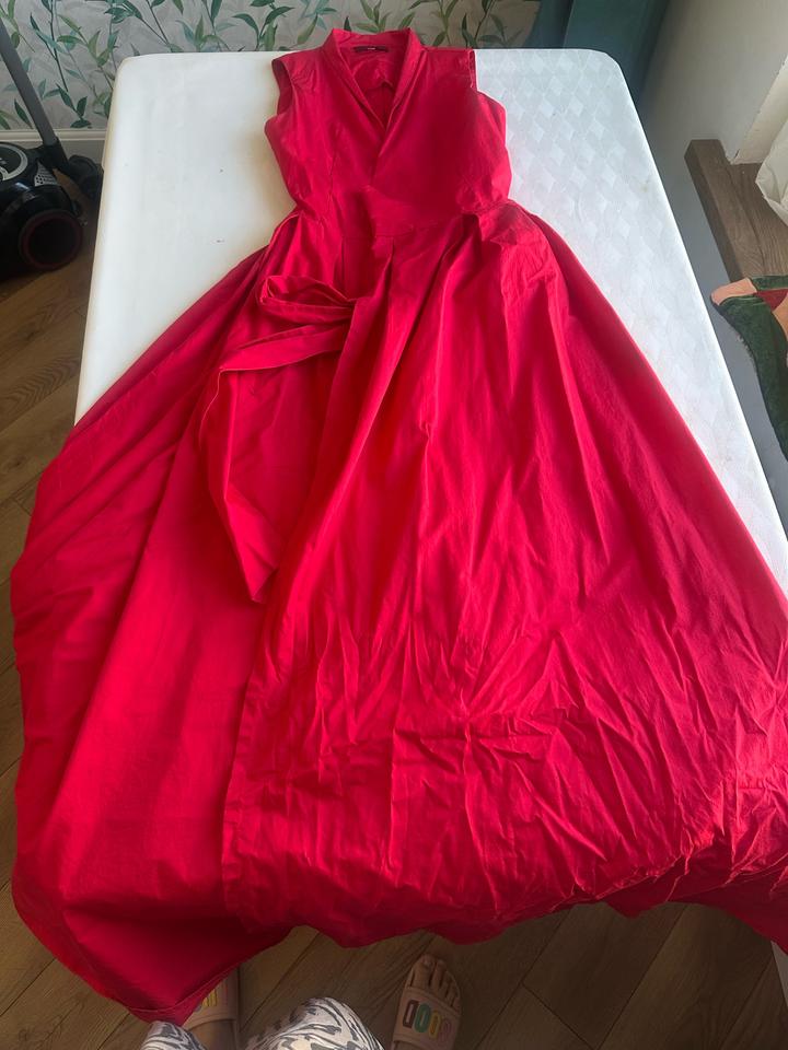 Платье вечернее