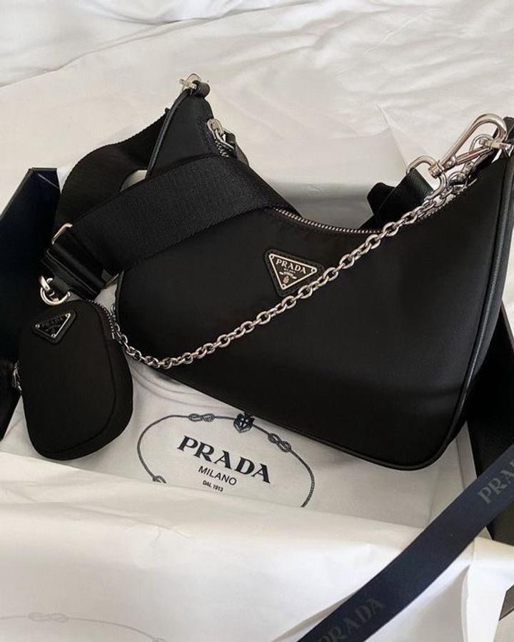 Сумочка Prada
