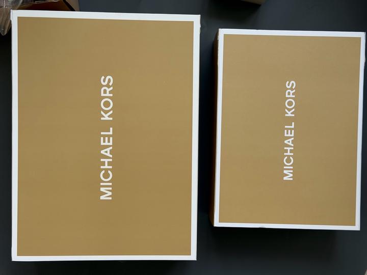 Подарочная коробка Michael Kors