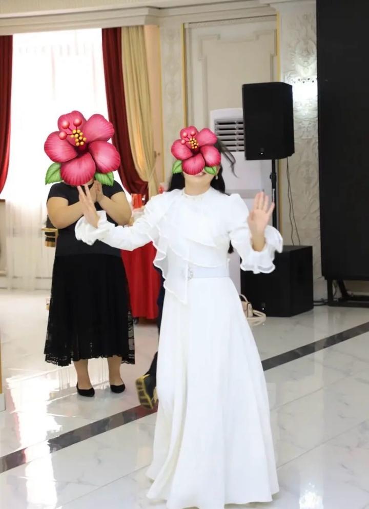 Белое платье от Top women