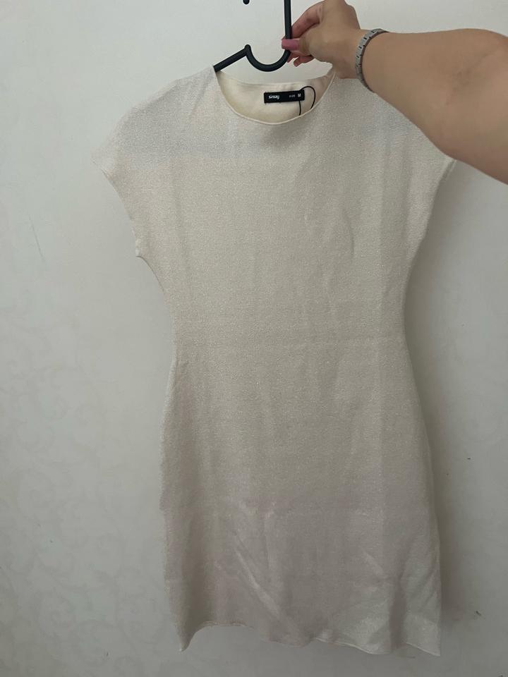 Платье с блестками от sinsay